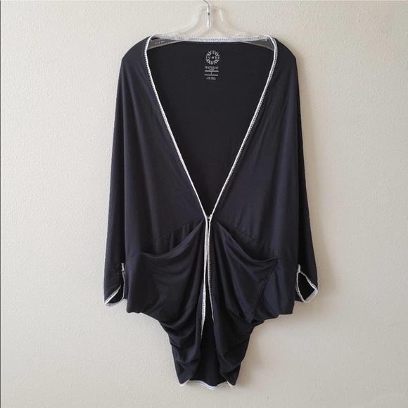 Womens cover up black- size small like new - Picture 1 of 3